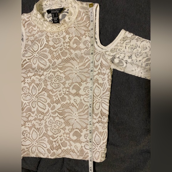 Cold Shoulder Lace Top - Picture 2 of 5